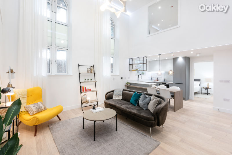 Bright new city centre luxury loft 